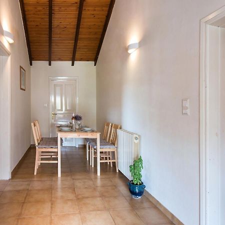 The Roof Family Apartment Alepou Экстерьер фото